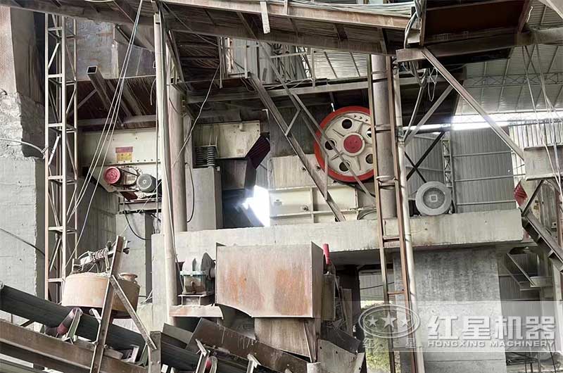 顎式破碎機 顎式破碎機