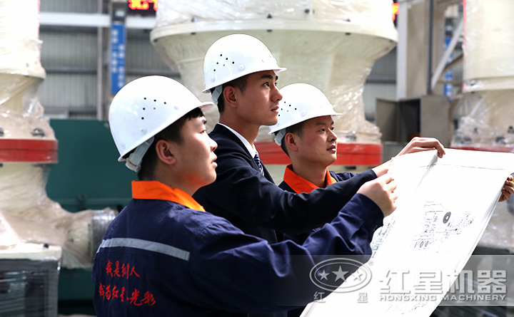 精湛技術(shù)人員現(xiàn)場指導(dǎo)設(shè)備的生產(chǎn)、制造